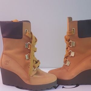 Ladies timberlands wedge boots